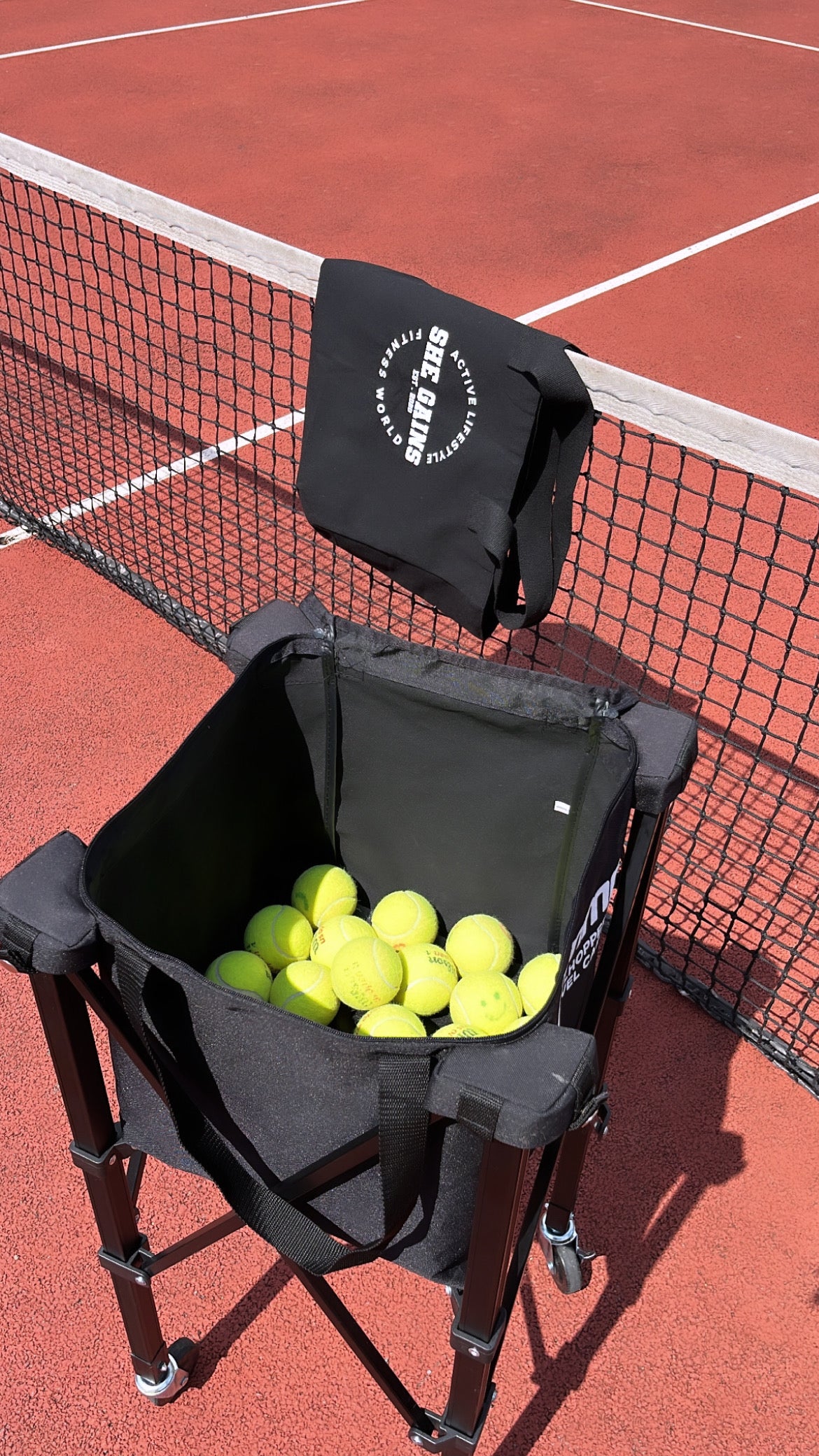 bolso de mano universitario para estilo de vida activo y cotidiano